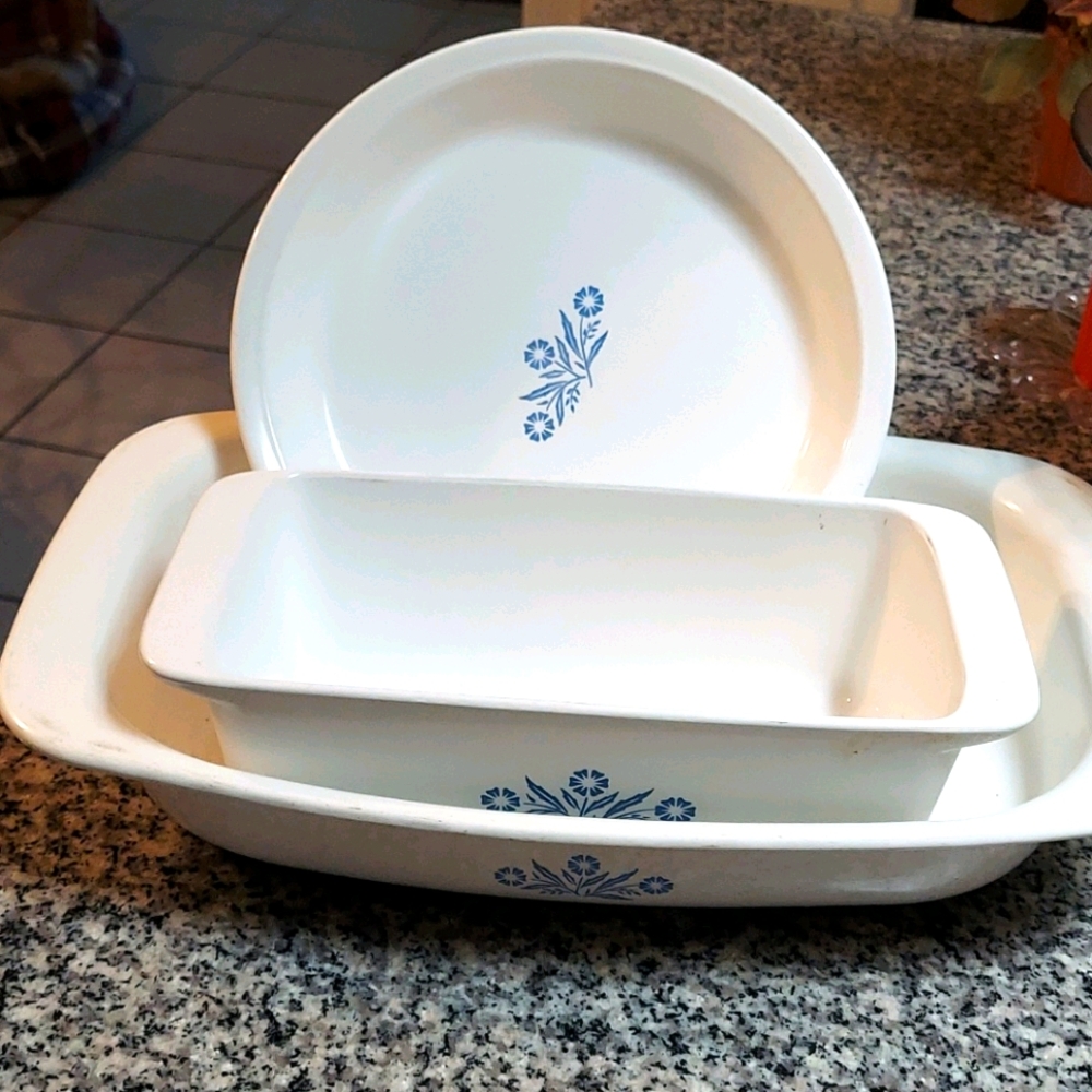 Vintage 1970 Corning Ware